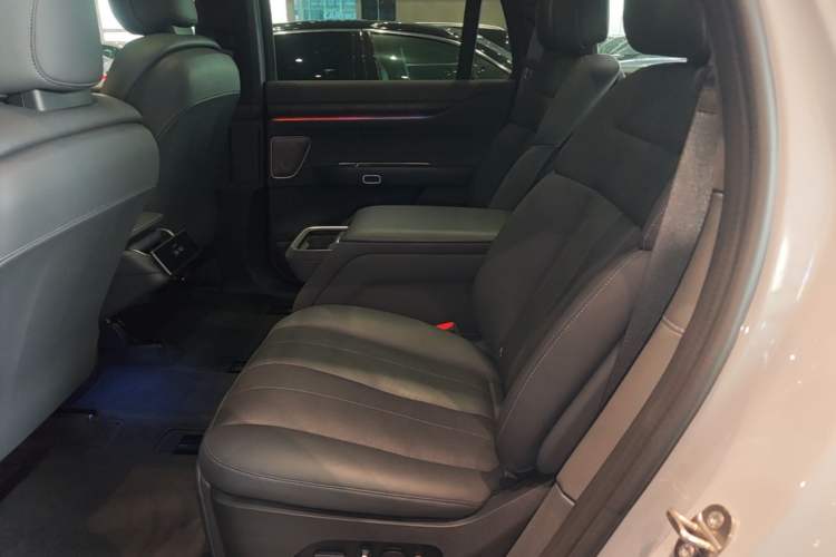 Used Nio ES8 2023 100kWh Signature Edition Left Rear Seat