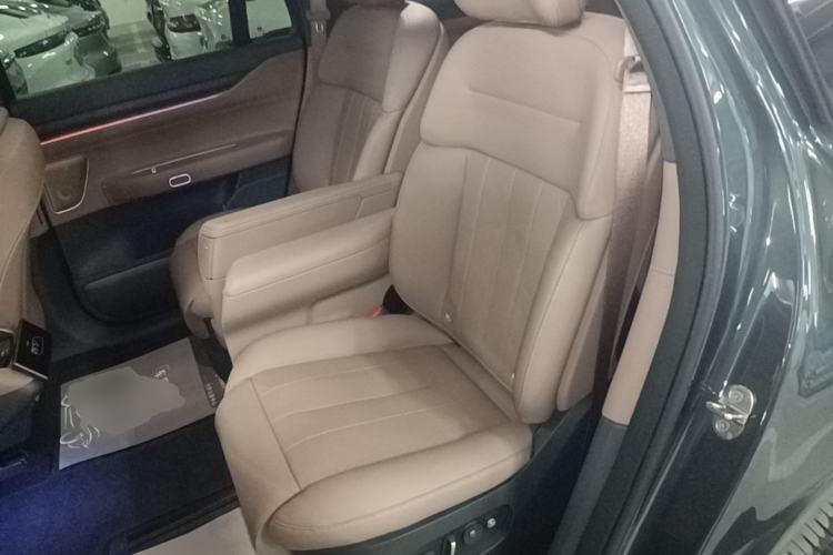 Used Nio ES8 2023 75 kWh Left Rear Seat