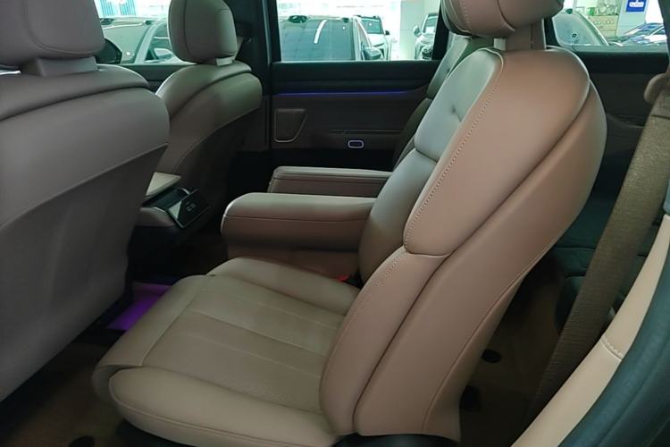Used Nio ES8 2023 75 kWh Left Rear Seat