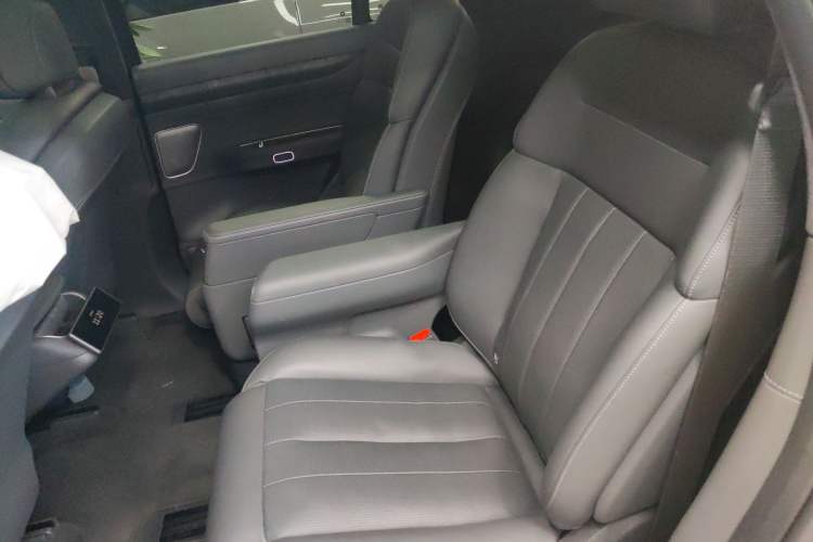 Used Nio ES8 2023 75 kWh Left Rear Seat
