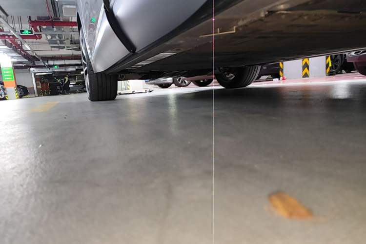 Used Nio ES8 2023 75 kWh Left Side Sill