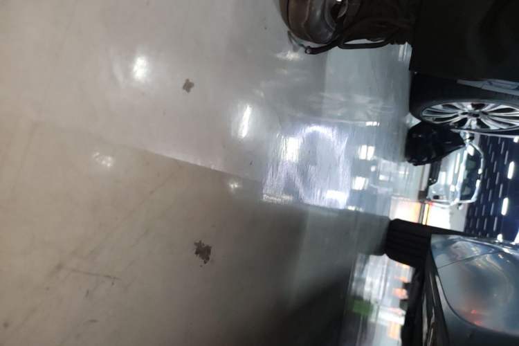 Used Nio ES8 2023 75 kWh Left Side Sill