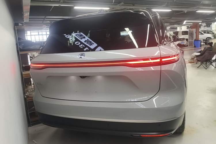 Used Nio ES8 2023 75 kWh Rear