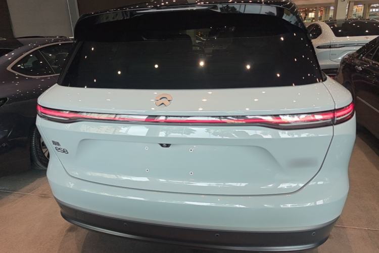Used Nio ES8 2023 100kWh Signature Edition Rear