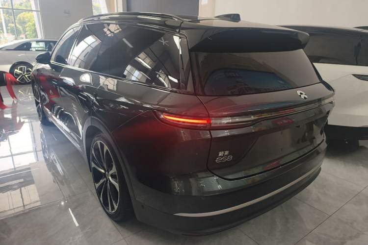 Used Nio ES8 2023 100kWh Signature Edition Rear Left 45 Deg