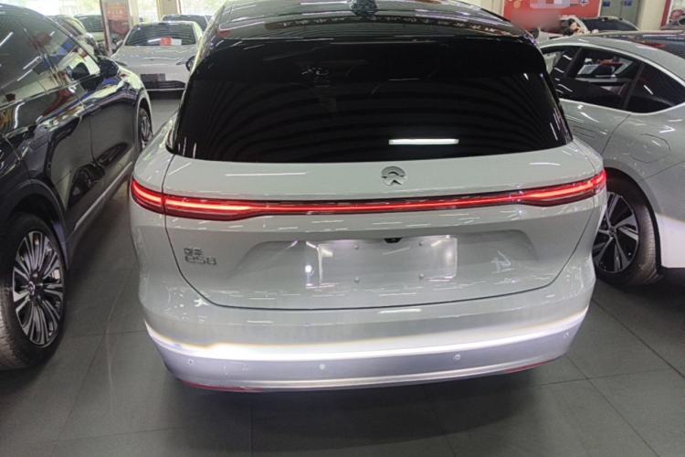 Used Nio ES8 2023 75 kWh Rear
