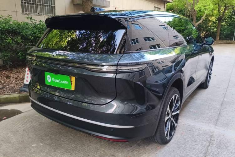 Used Nio ES8 2023 100kWh Signature Edition Rear Right 45 Deg