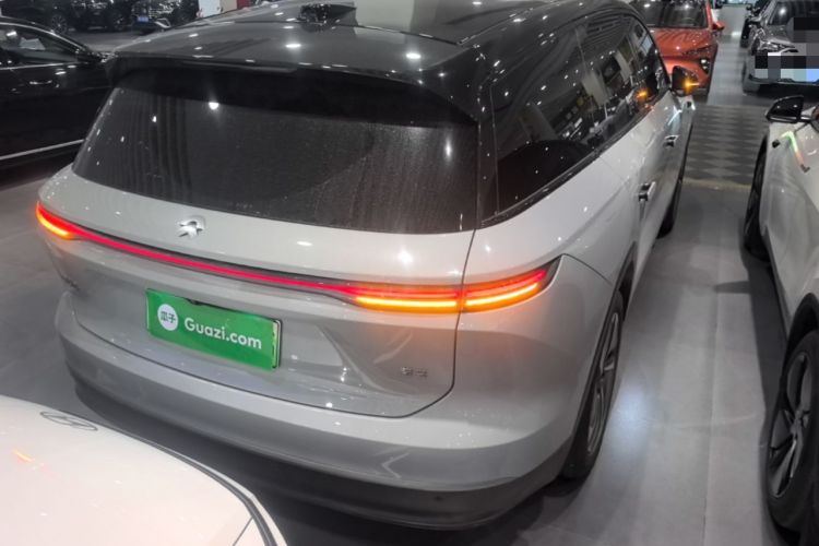 Used Nio ES8 2023 75 kWh Rear Right 45 Deg