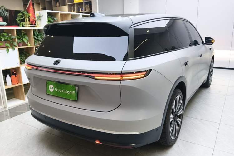 Used Nio ES8 2023 75 kWh Rear Right 45 Deg