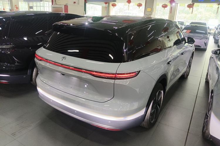 Used Nio ES8 2023 75 kWh Rear Right 45 Deg