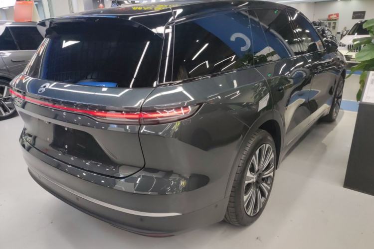 Used Nio ES8 2023 75 kWh Rear Right 45 Deg