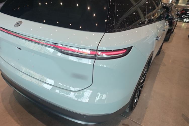 Used Nio ES8 2023 100kWh Signature Edition Right Rear Taillight