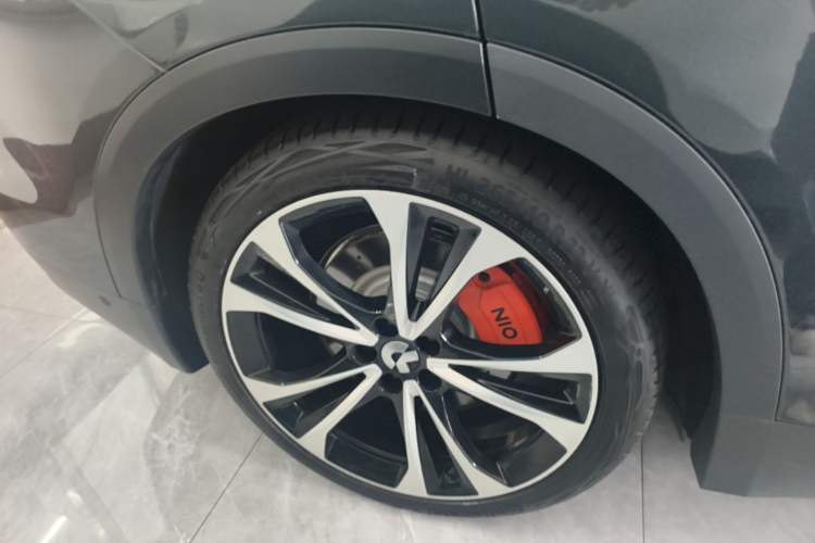 Used Nio ES8 2023 100kWh Signature Edition Right Rear Wheel Hub