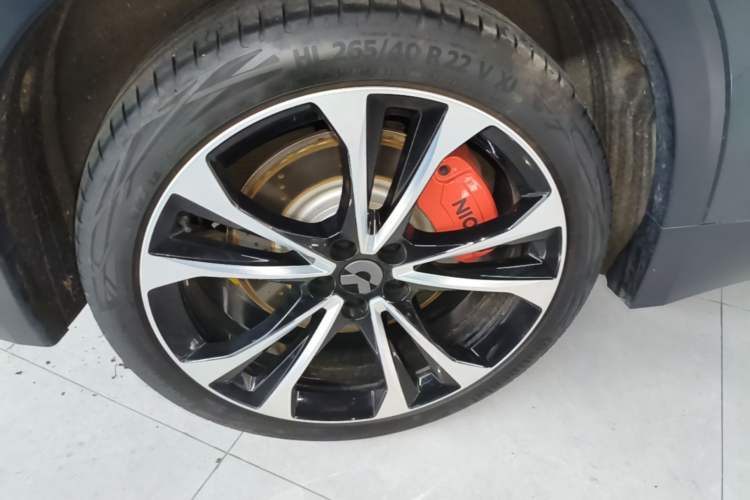 Used Nio ES8 2023 100kWh Signature Edition Right Rear Wheel Hub