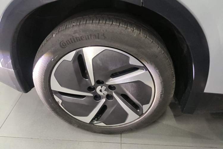 Used Nio ES8 2023 75 kWh Right Rear Wheel Hub