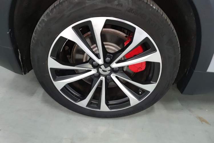 Used Nio ES8 2023 75 kWh Right Rear Wheel Hub
