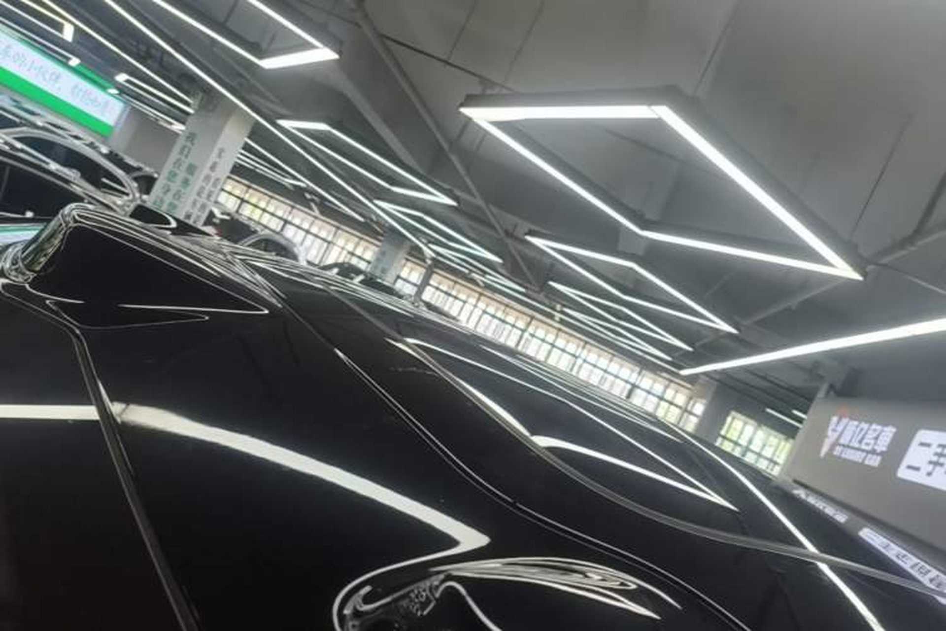 Used Nio ES8 2023 75 kWh Roof