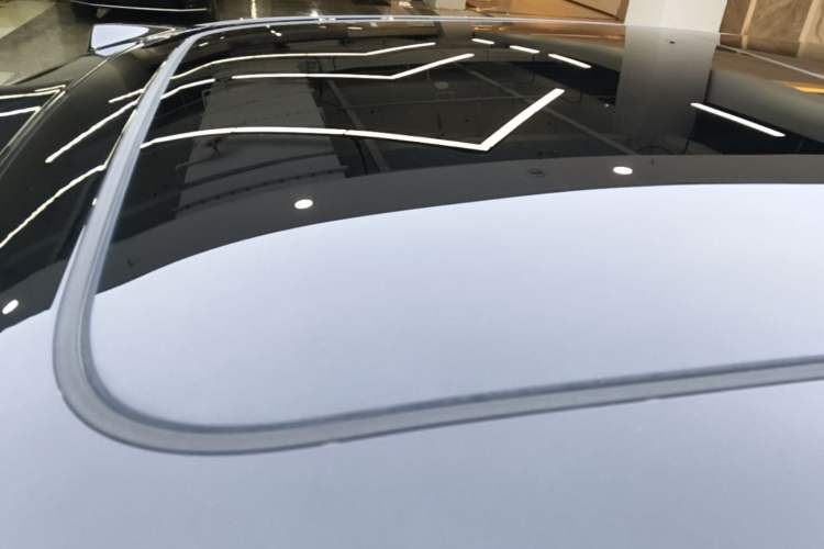 Used Nio ES8 2023 75 kWh Roof