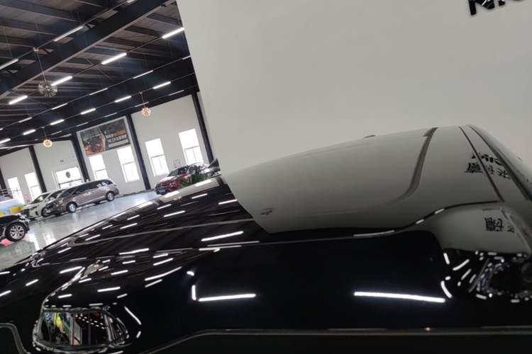 Used Nio ES8 2023 75 kWh Roof
