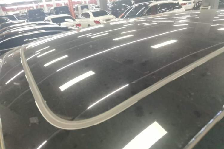 Used Nio ES8 2023 75 kWh Roof