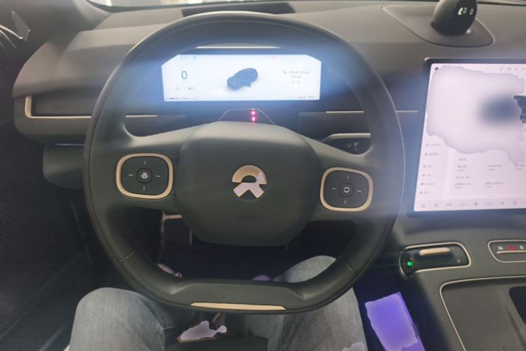 Used Nio ES8 2023 100kWh Signature Edition Steering Wheel
