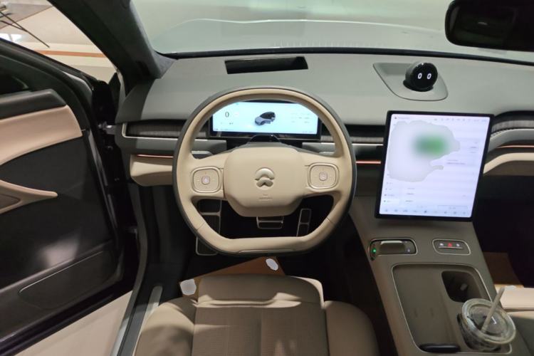 Used Nio ES8 2023 100kWh Executive Edition Steering Wheel