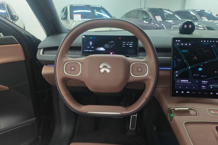 Used Nio ES8 2023 75 kWh Executive Edition Steering Wheel