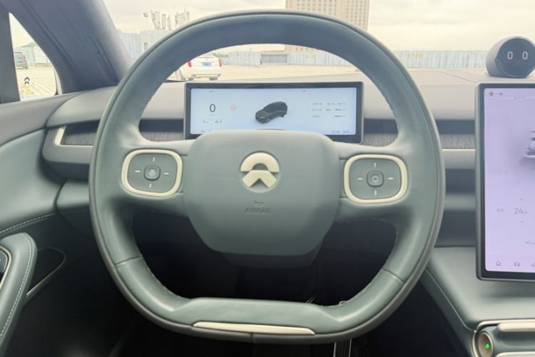 Used Nio ES8 2023 100kWh Signature Edition Steering Wheel