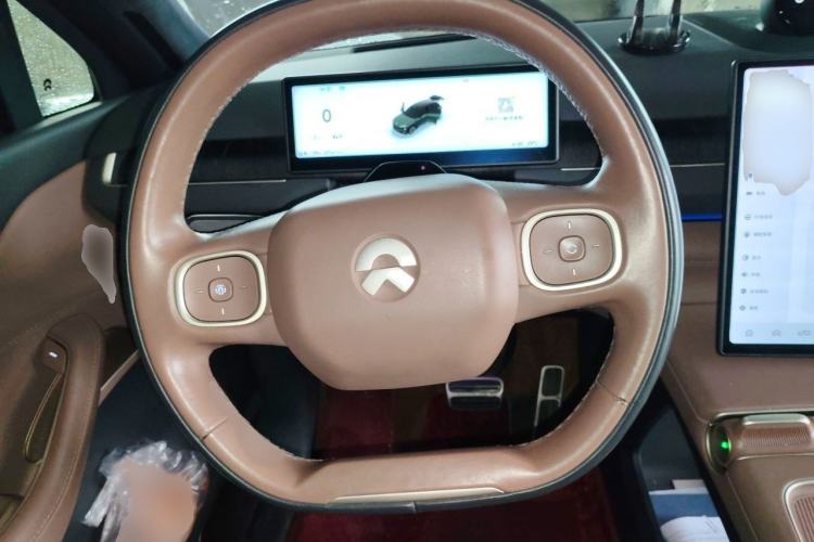Used Nio ES8 2023 100kWh Steering Wheel