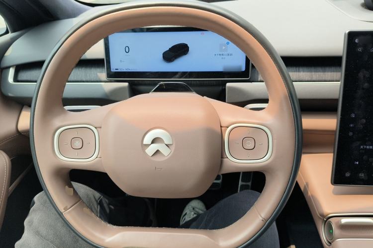 Used Nio ES8 2023 100kWh Signature Edition Steering Wheel