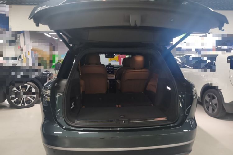 Used Nio ES8 2023 75 kWh Trunk
