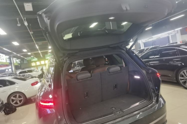 Used Nio ES8 2023 75 kWh Trunk
