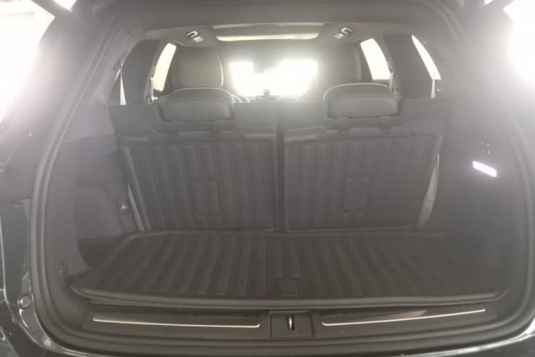 Used Nio ES8 2023 75 kWh Executive Edition Trunk