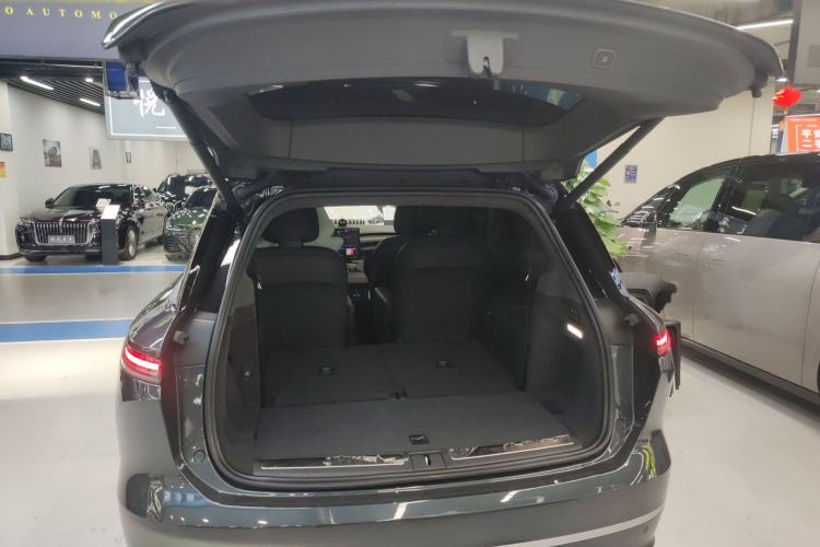 Used Nio ES8 2023 75 kWh Trunk