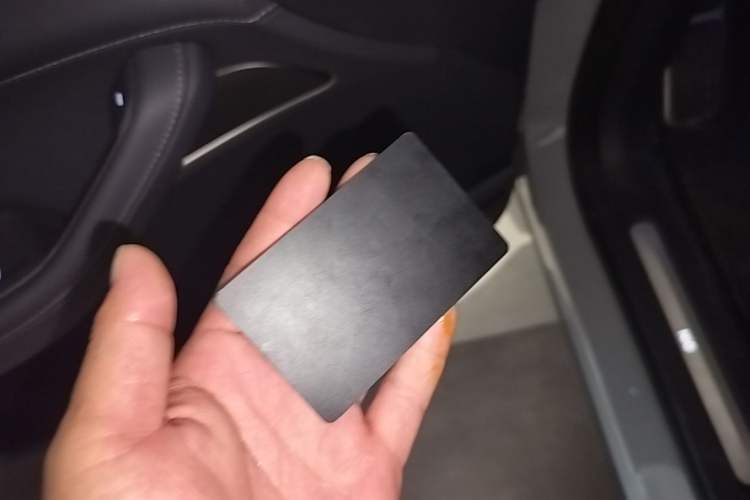 Used Nio ES8 2023 75 kWh Executive Edition Vehicle Key