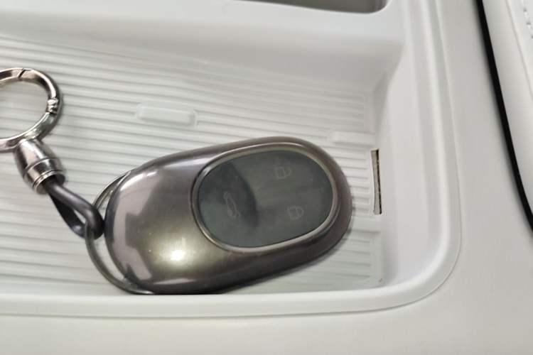 Used Nio ES8 2023 75 kWh Vehicle Key