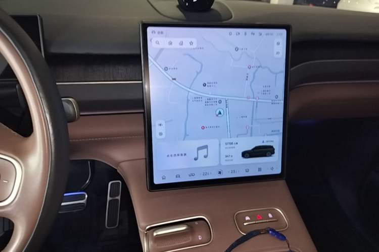 Used Nio ES8 2023 75 kWh Audio And AC Panel