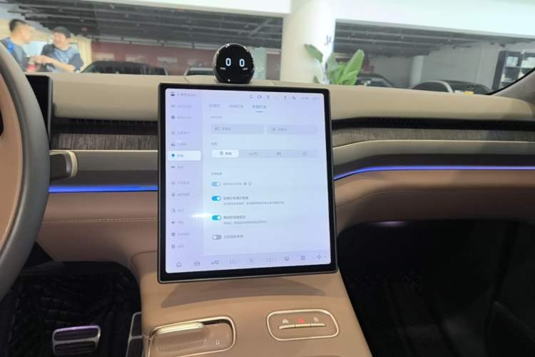 Used Nio ES8 2023 75 kWh Executive Edition Audio And AC Panel
