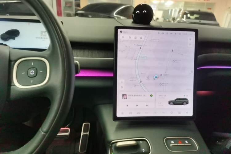 Used Nio ES8 2023 100kWh Signature Edition Audio And AC Panel