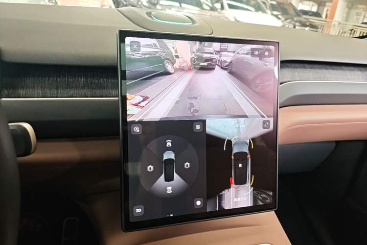 Used Nio ES8 2023 75 kWh Audio And AC Panel