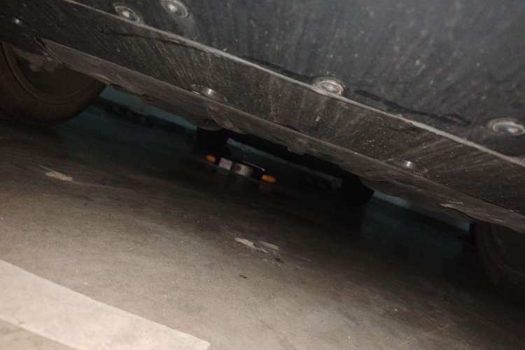 Used Nio ES8 2023 75 kWh Executive Edition Chassis Front