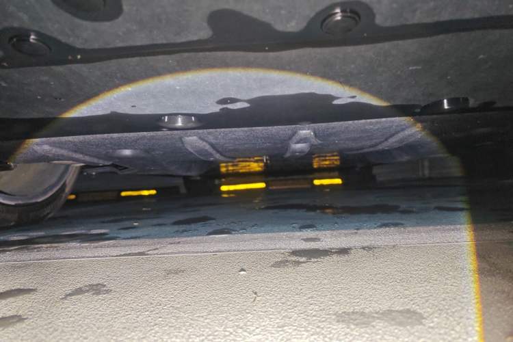 Used Nio ES8 2023 75 kWh Executive Edition Chassis Front