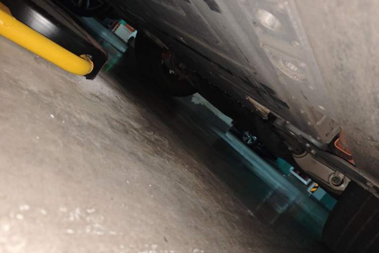 Used Nio ES8 2023 75 kWh Executive Edition Chassis Front Right