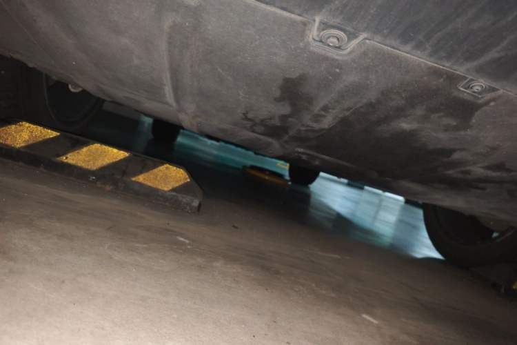 Used Nio ES8 2023 75 kWh Executive Edition Chassis Rear