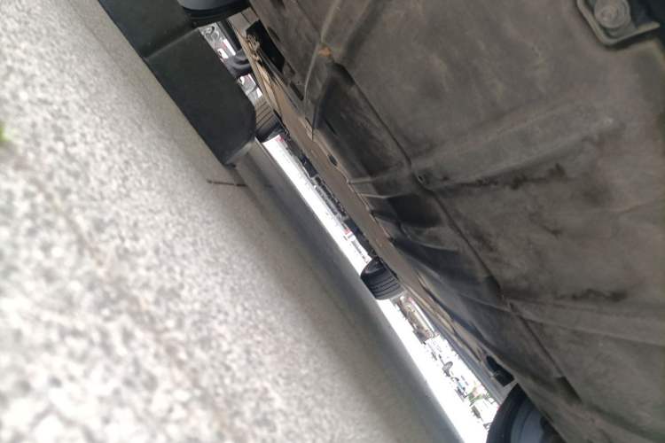 Used Nio ES8 2023 75 kWh Executive Edition Chassis Rear