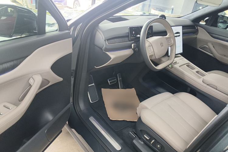 Used Nio ES8 2023 100kWh Signature Edition Driver Seat