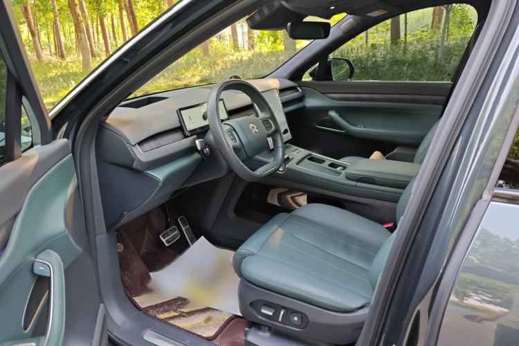 Used Nio ES8 2023 100kWh Signature Edition Driver Seat