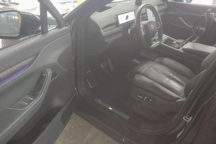 Used Nio ES8 2023 100kWh Signature Edition Driver Seat