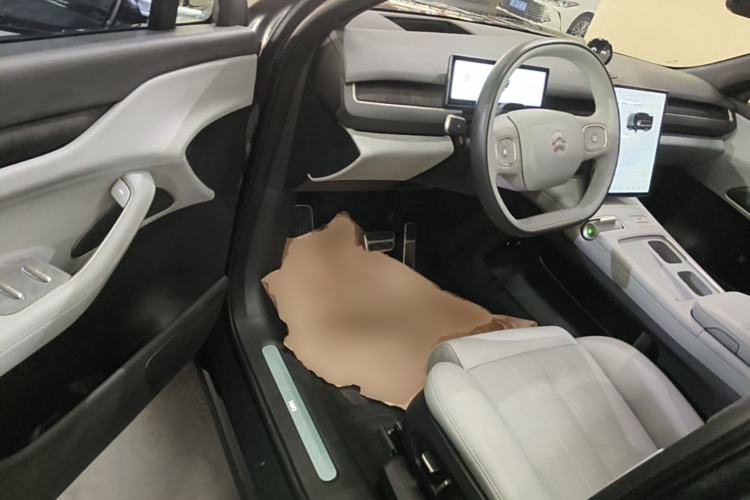 Used Nio ES8 2023 75 kWh Driver Seat