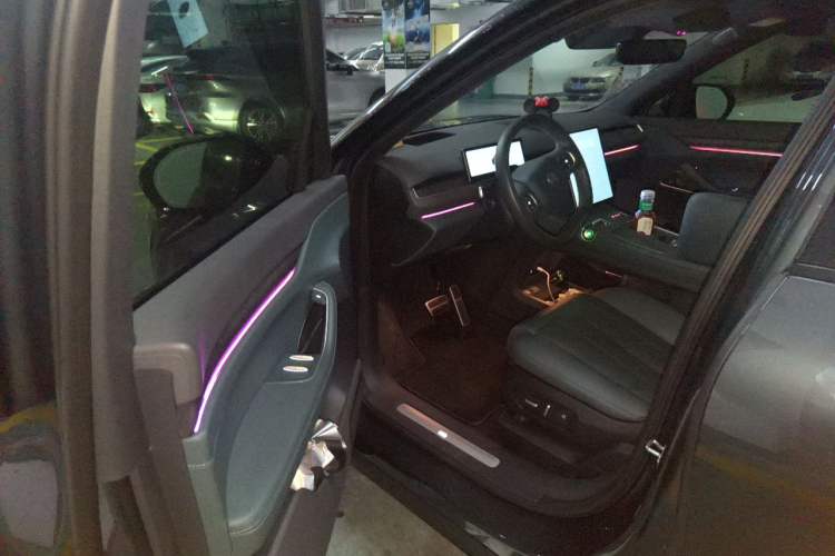 Used Nio ES8 2023 100kWh Signature Edition Driver Seat